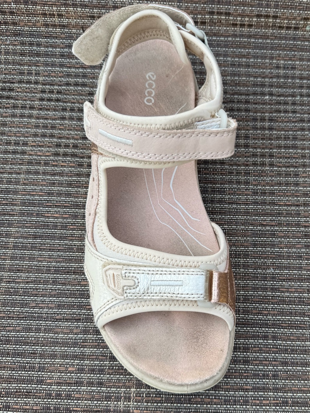 Ecco Cream/Rose Gold Adjustable Sandal